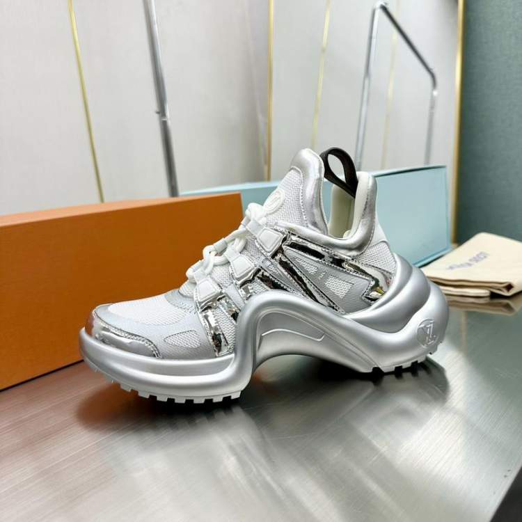 Picture of Louis Vuitton Shoes _SKULVsz35-41517719.5cmmnf0304